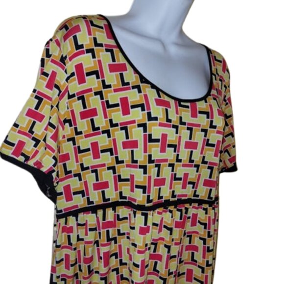 Long Yellow Printed Top Size XL - Picture 2 of 3